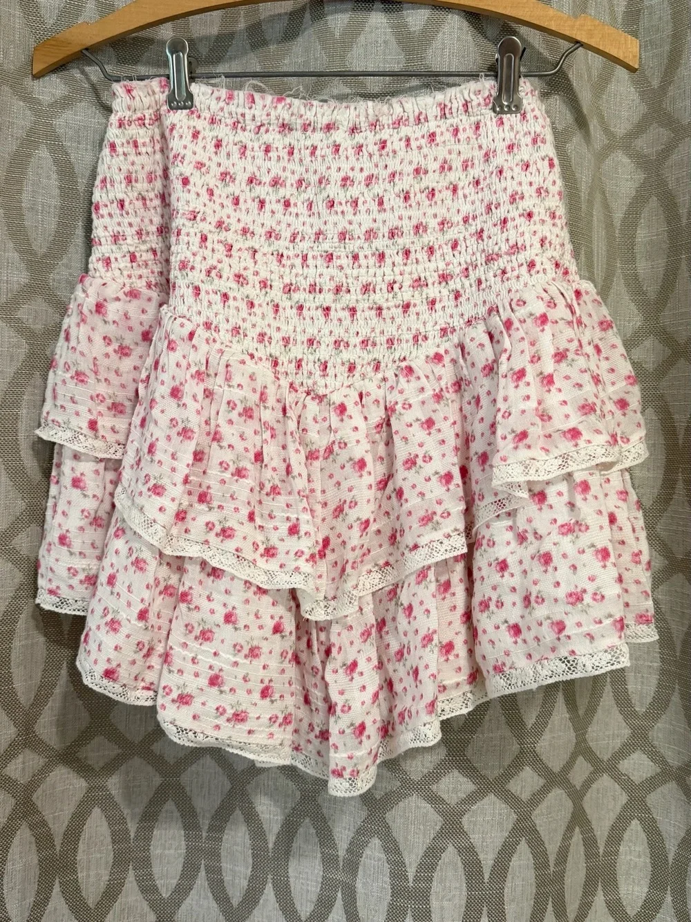LoveShackFancy Stone Smocked Ruffled Floral Mini Skirt White/Pink Size Medium